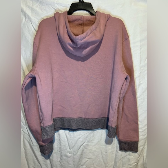 2/20 EUC Champion Dusty Rose Hoodie w/ Silver cuffs - Picture 2 of 5